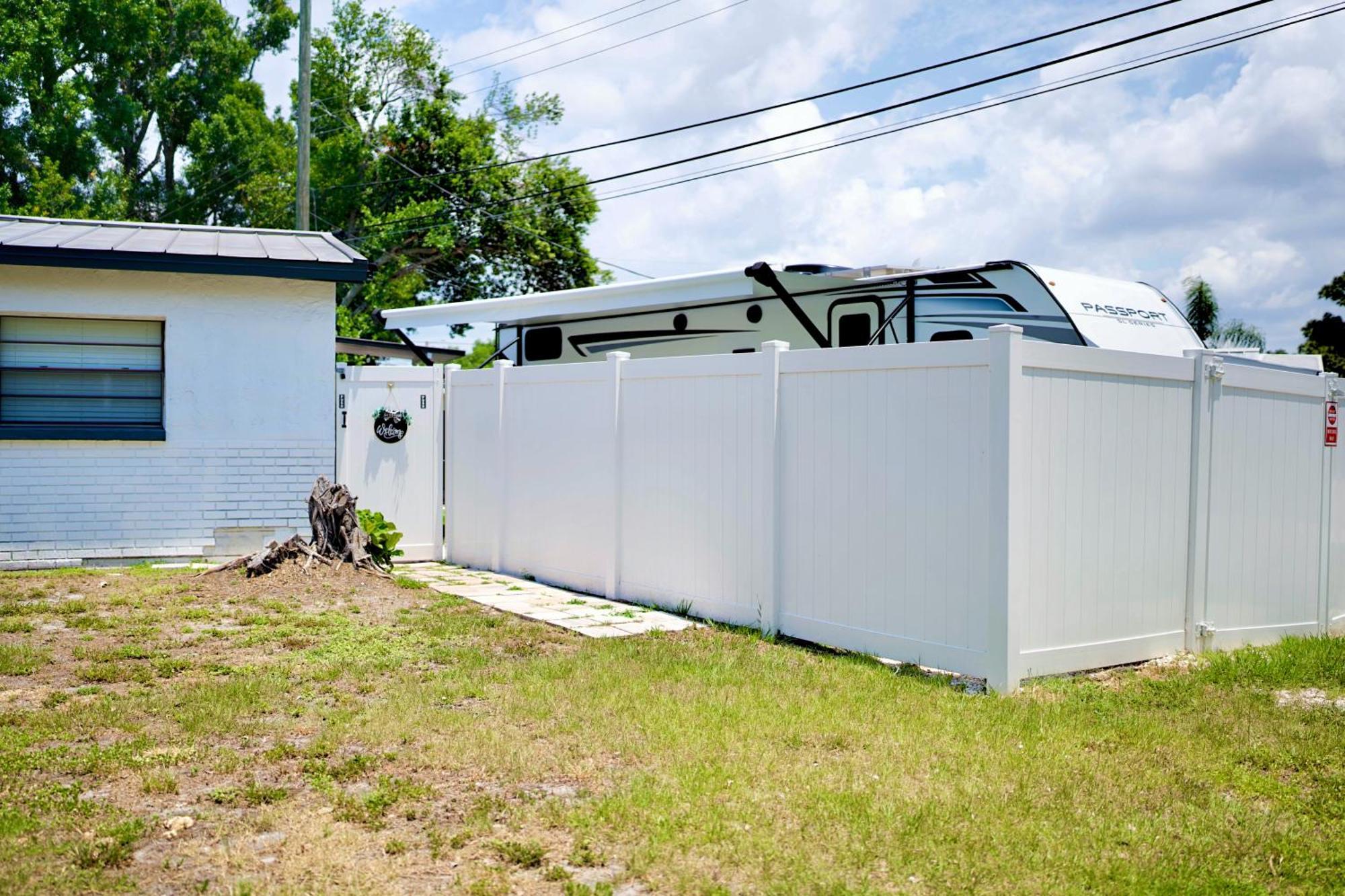 Stunning Modern Home In Tampa With Pool - Just 5 Minutes From Airport! Buitenkant foto