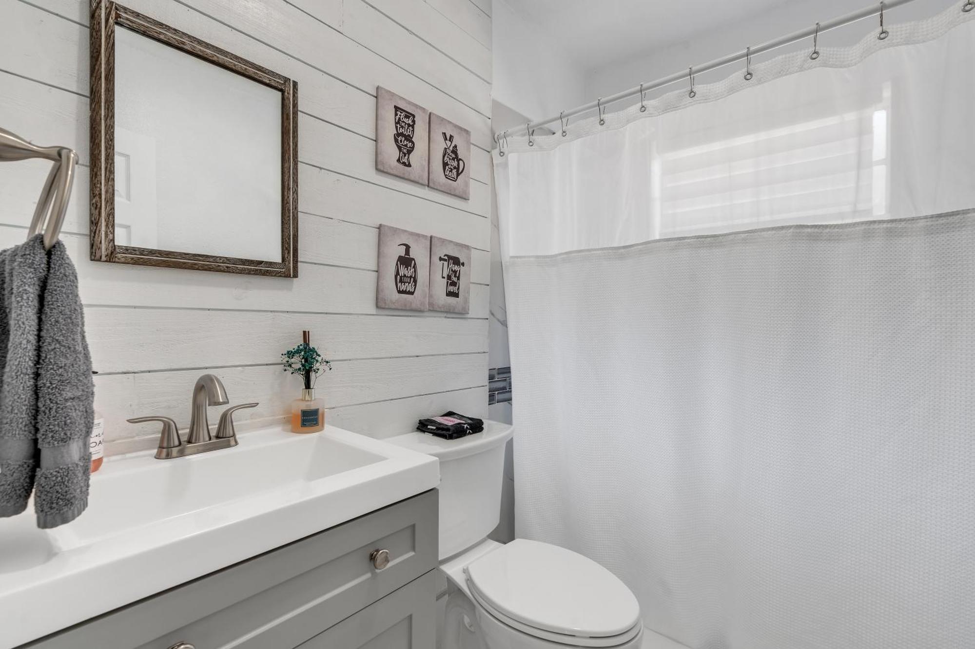 Stunning Modern Home In Tampa With Pool - Just 5 Minutes From Airport! Buitenkant foto